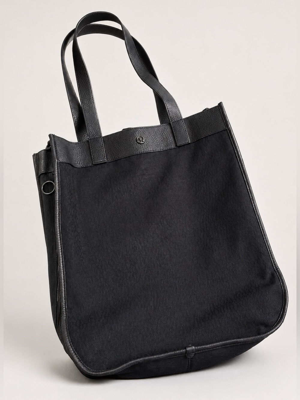 Lululemon Expandable Black Jacquard Tote Genuine Leather Trim Removable Strap